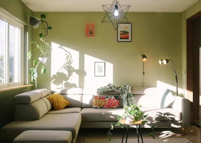 Lovely Family House With Garden